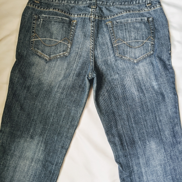 Jeans - Picture 3 of 4